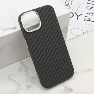 Slika od Futrola UrbanMesh MagSafe za iPhone 15 (6.1) DZ01
