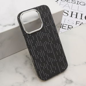 Slika od Futrola UrbanMesh MagSafe za iPhone 16 Pro (6.3) DZ06